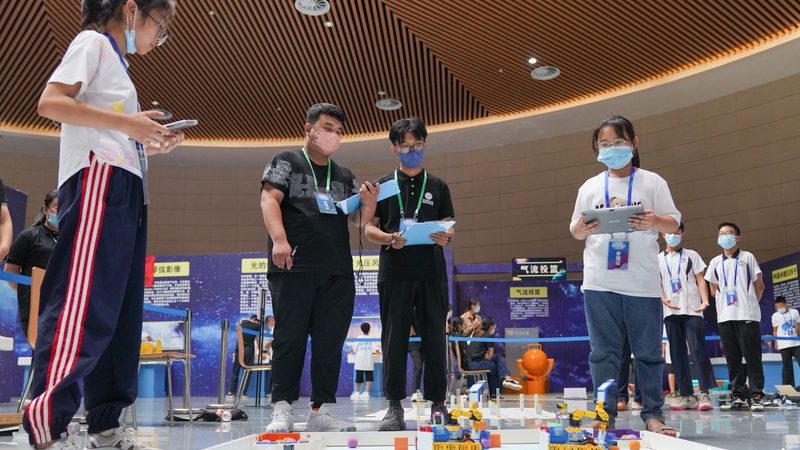 制造业软件定制开发方案：如何打造高效、稳定的智能生产系统
